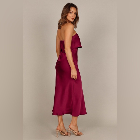 Petal & Pup Vienna Strapless Midi Dress Size Large Berry NWOT - Picture 5 of 16